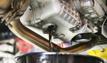 Нужно ли промывать двигатель перед заменой масла?  автосервис липецк